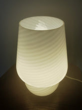 Charger l'image dans la galerie, Lampe mushroom champignon vintage Murano Vetri di Murano