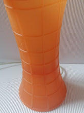 Charger l'image dans la galerie, Paire de lampe orange Luceplan modèle Birzi design par Giancarlo Fassina et Carlo Forcolini, 2004, design italien