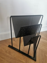 Charger l'image dans la galerie, Porte Revues design 1980 Markus Borgens pour D-Tech , memphis Milano