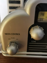 Charger l'image dans la galerie, Radio vintage Marylin by Cicena 1980