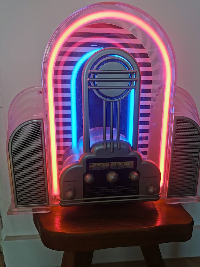 Radio Vintage en Bois, 1950s en vente sur