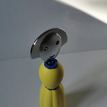 Charger l'image dans la galerie, Poivrier crée par Alessandro Mendini pour Alessi en 1998, Anna G