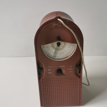 Charger l'image dans la galerie, Horloge, radio reveil Coo Coo by Philippe Starck pour Alessi.