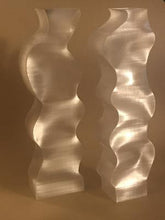 Charger l'image dans la galerie, VASE THE FREEHAND TRANSPARENT - Maison Panache