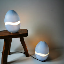 Charger l'image dans la galerie, Lampe vintage Oeuf Antonangeli, 1990