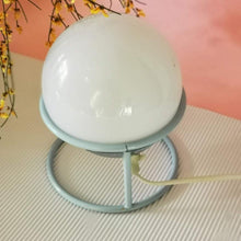 Charger l'image dans la galerie, lampe boule à poser des années 50 - Maison Panache