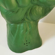 Charger l'image dans la galerie, gant poings de Hulk Smash and Bath 2003 Marvel