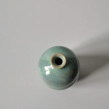 Charger l'image dans la galerie, Soliflore grès émaillé Raisa Salvador
