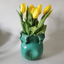 Charger l'image dans la galerie, Vase boule en céramique verte faience dans le goût de Massier, Vallauris, Art Nouveau