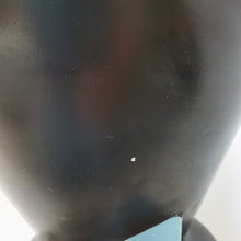 Charger l'image dans la galerie, Vase sculptural des années 80