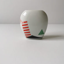 Charger l'image dans la galerie, vase céramique plat ovale années 80