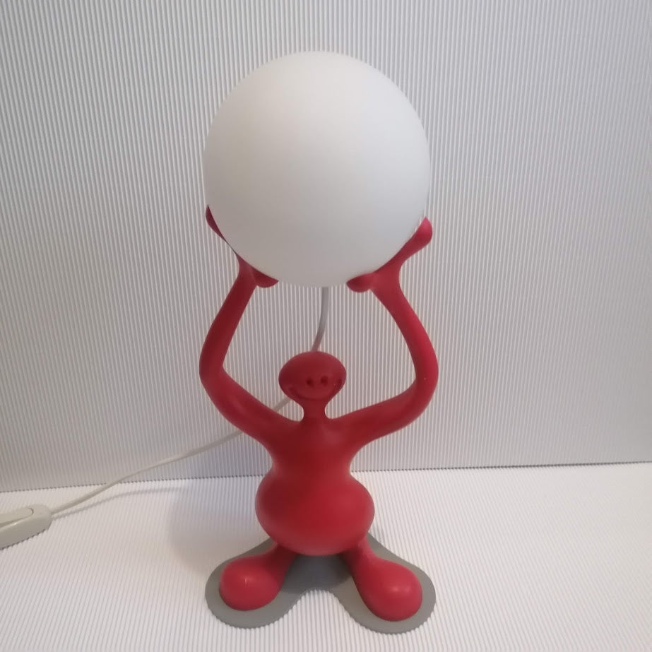 Lampe rouge italienne smile design 1990 par Ruggiu