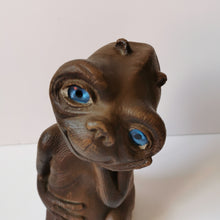Charger l&#39;image dans la galerie, Figurine E. T. l&#39;extraterrestre, 1983

