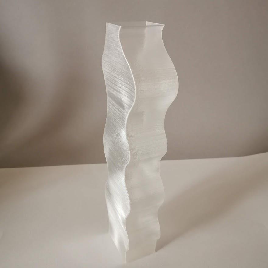 VASE THE FREEHAND TRANSPARENT - Maison Panache