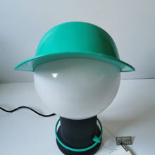 Charger l&#39;image dans la galerie, Lampe &quot;Cap&quot; Vintage par Giorgetto Giugiaro, Bilumen
