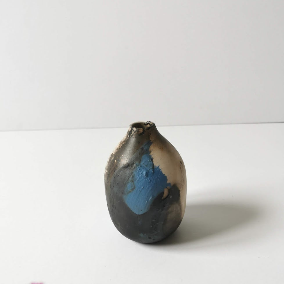 Petit soliflore porcelaine enfumée, Raisa Salvador