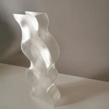 Charger l&#39;image dans la galerie, Paper Flower 2 Transparent Argot Studio - Maison Panache
