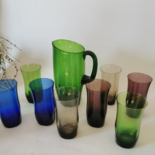 Charger l&#39;image dans la galerie, Service à orangeade vintage en verre soufflé scandinave, Finlande 1960
